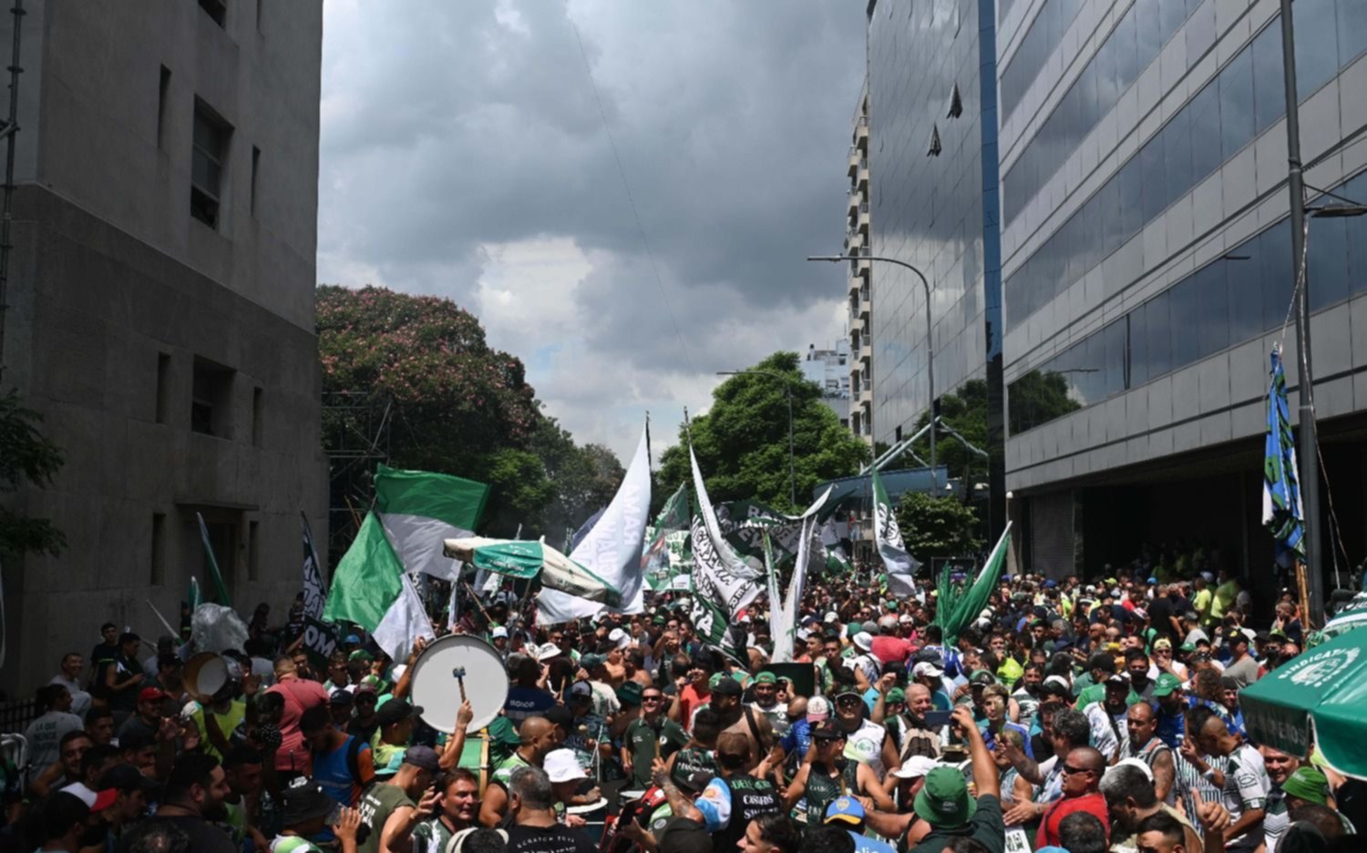 Otro marcha de Camioneros a un ministerio del Gobierno