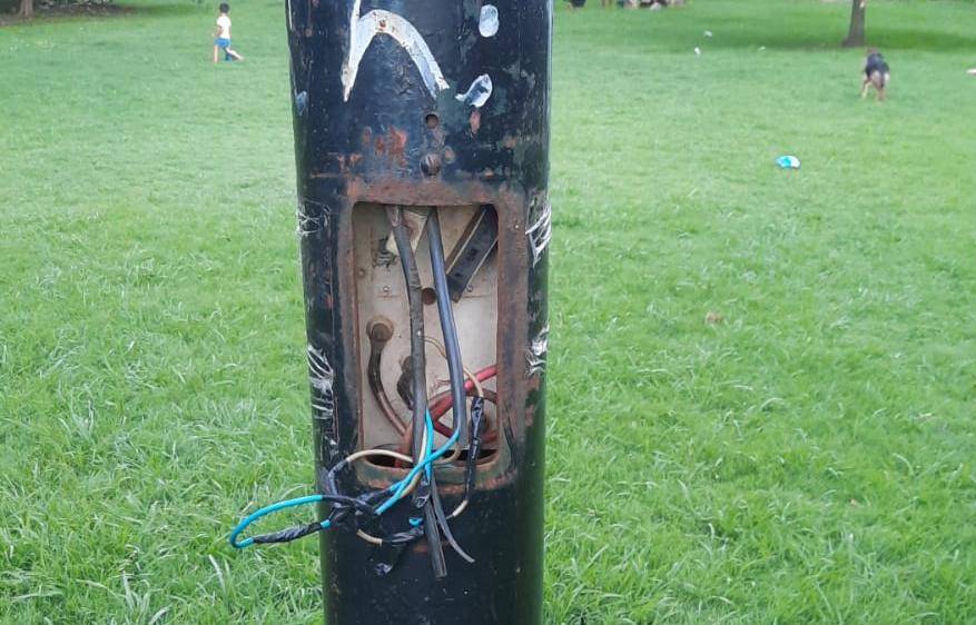 En City Bell, reclamo por el estado de una plaza
