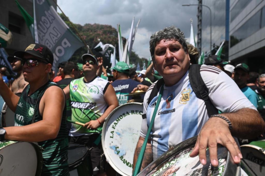 Moyano amenazó con “reventar” Plaza de Mayo
