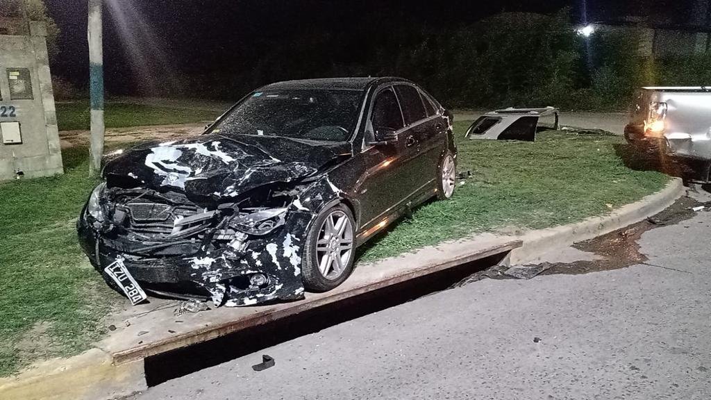 Tres heridos por un choque en Abasto