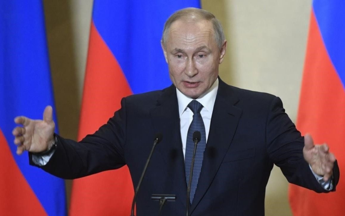 Putin apunta a seguir las conversaciones con EEUU mientras las actividades militares avanzan