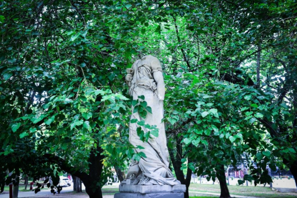 Las esculturas de la Ciudad están cada vez más lejos de su esplendor