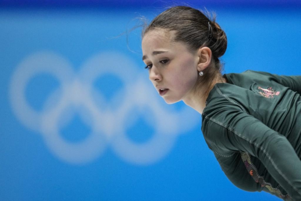 La patinadora rusa Valieva fue autorizada a competir