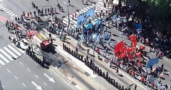 Marcha de piqueteros por más planes sociales