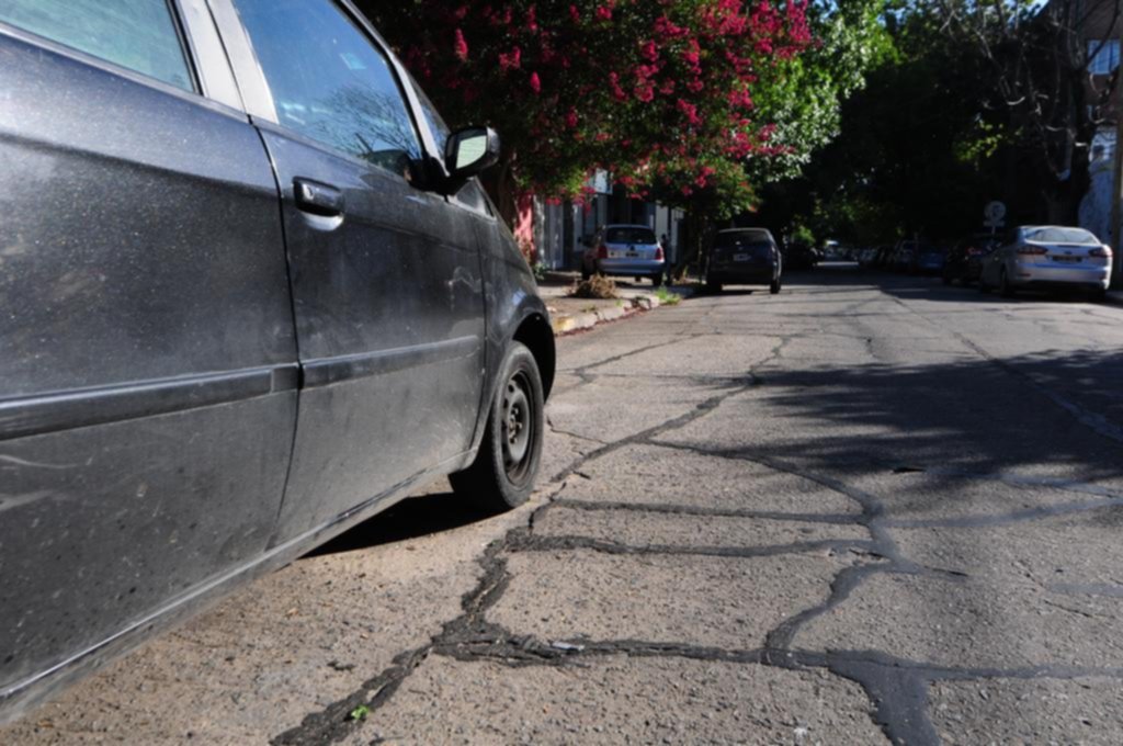 En medio de la escasez de neumáticos, “robaruedas” operan con doble turno