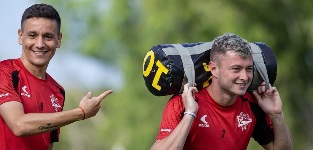 El Pincha entrena en City Bell y el Ruso define las variantes
