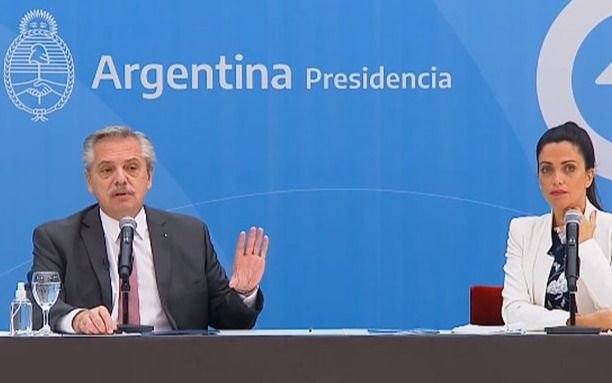"Te felicito": Volnovich reapareció junto a Alberto Fernández tras la polémica por su viaje a México