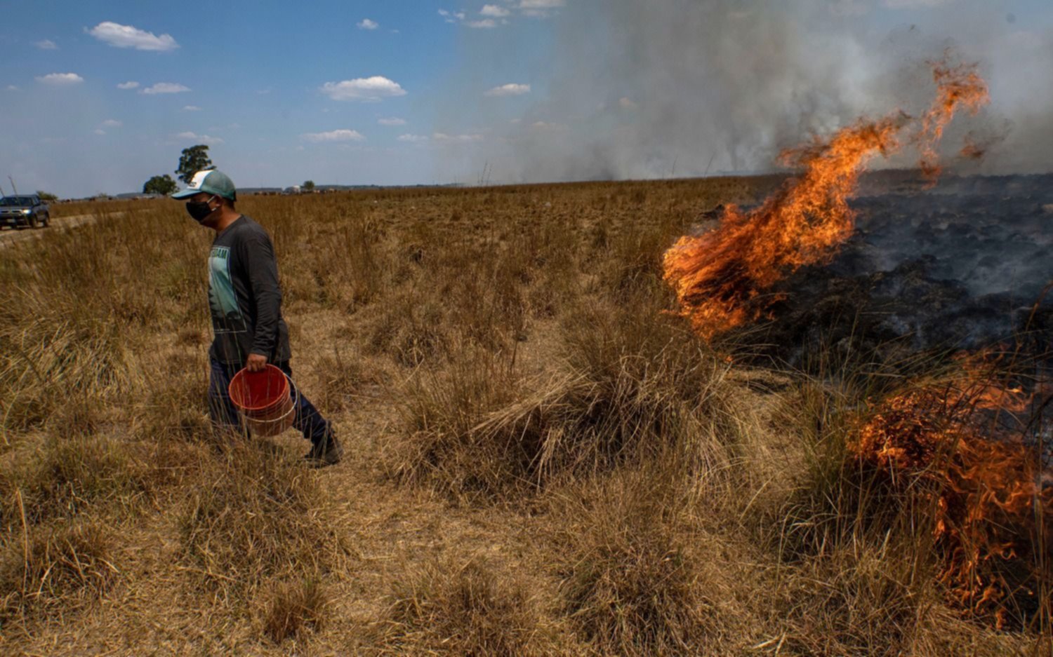Corrientes, "zona de catástrofe" por los incendios y el gobernador admite que es “imposible apagar el fuego”