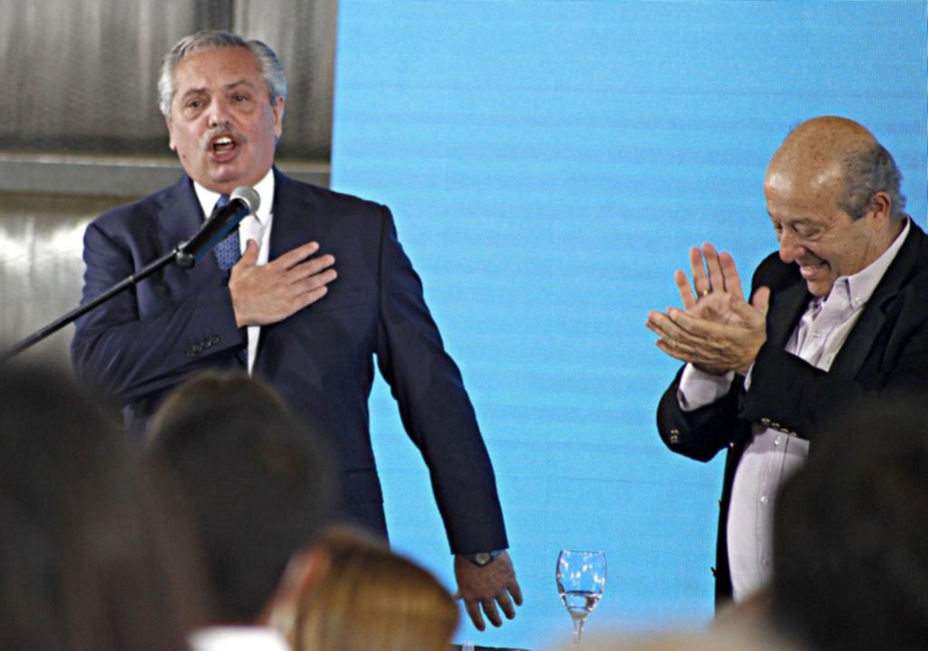 Una reforma previsional se “coló” en el diálogo con el FMI y desató polémica