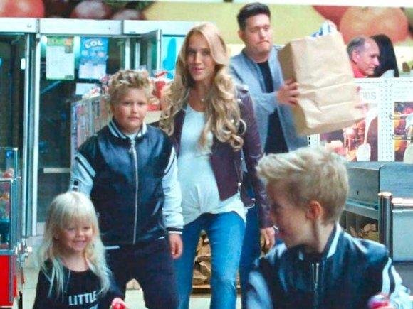 Lopilato, ¿embarazada?: asoma la pancita en un video