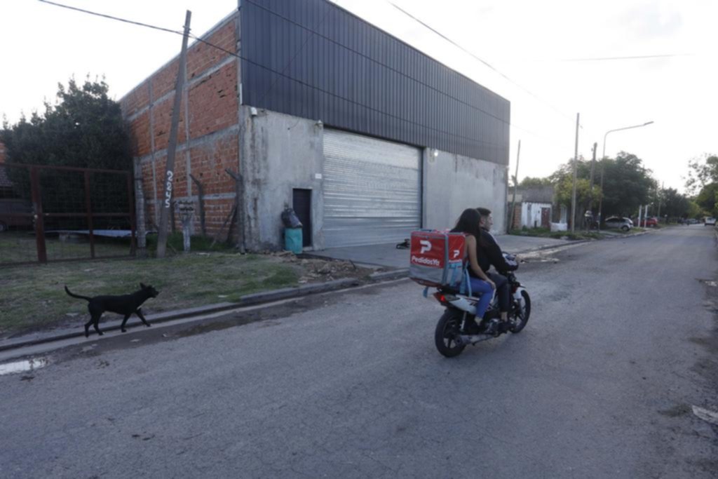 Con un ataque armado en un súper, se recalienta la inseguridad en Los Hornos