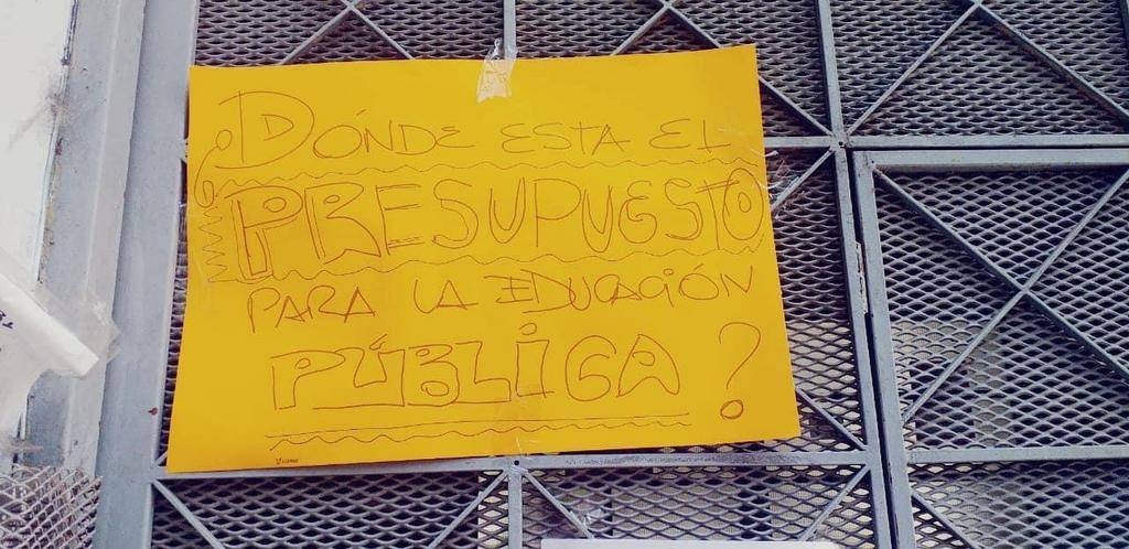 Dos colegios en problemas para iniciar las clases