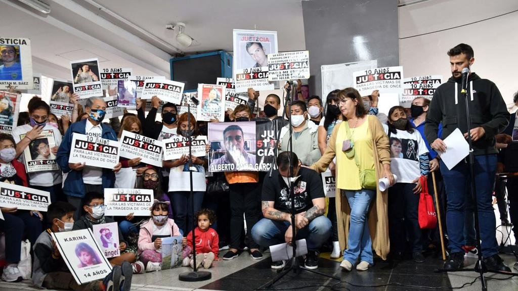 Reclamo de justicia a diez años de la tragedia ferroviaria de Once