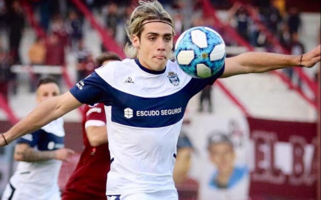Un ex jugador de Gimnasia, y que dirigió Maradona, escapó de Ucrania a Polonia: "Esto es una pesadilla"