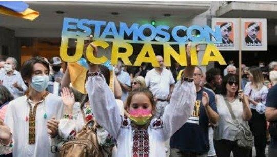 Se movilizaron ucranianos de La Plata, Berisso y Ensenada