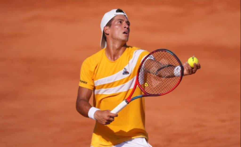 Báez, con esfuerzo, alcanzó las “semis” del ATP de Santiago