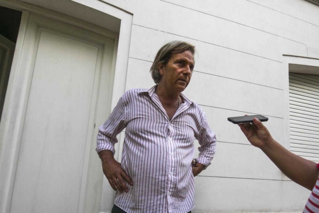 Salvaje robo a jubilada: golpes, planificación y acrobacias