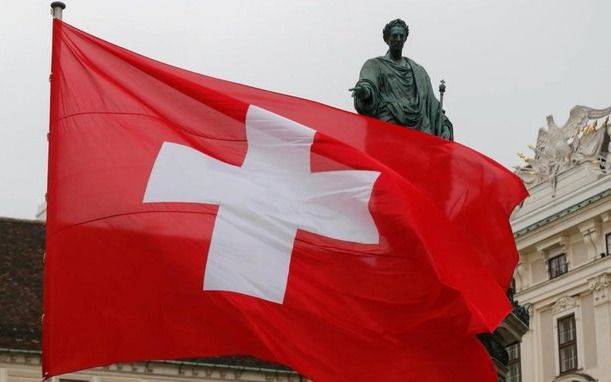 Histórico: Suiza se corre de su neutralidad y aplica sanciones financieras a Rusia