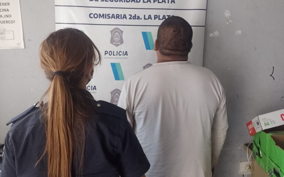 Un hombre se metió a robar en una obra en construcción en pleno centro de la Ciudad