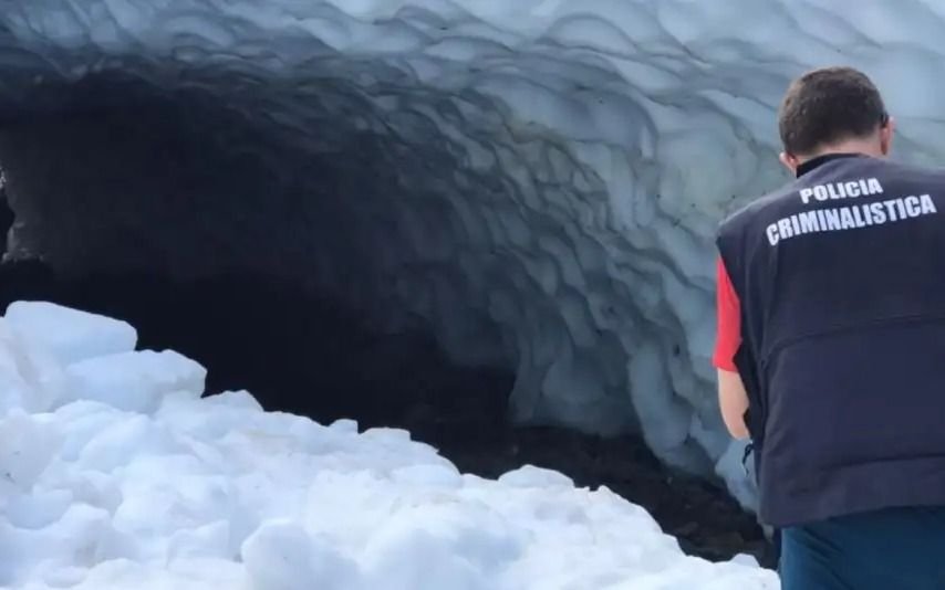 El Bolsón: murió un turista tras el derrumbe en una cueva en el cerro Hielo Azul