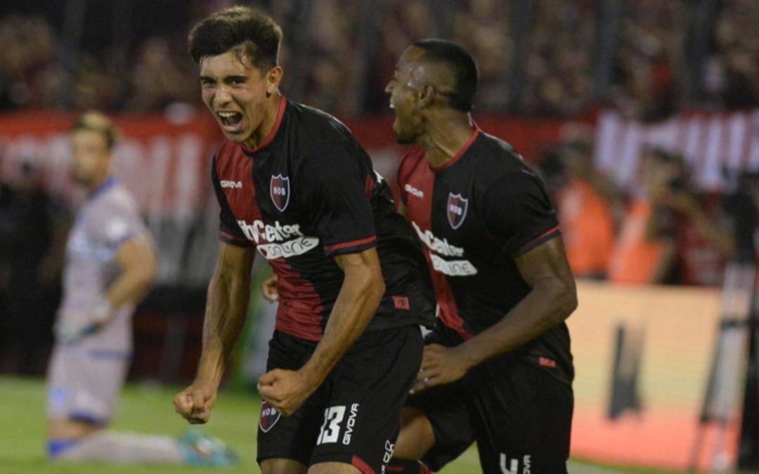 Newell’s aprovechó un tiro libre, y chau Vélez