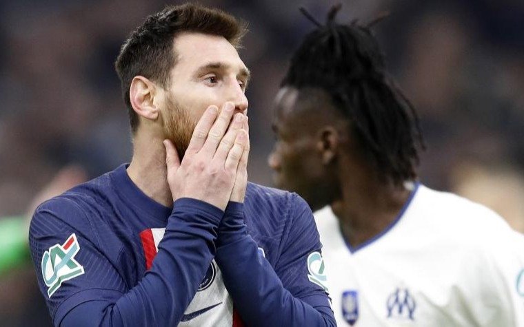 Se lesionó Messi y las alarmas del PSG se encendieron en la previa del choque frente al Bayern