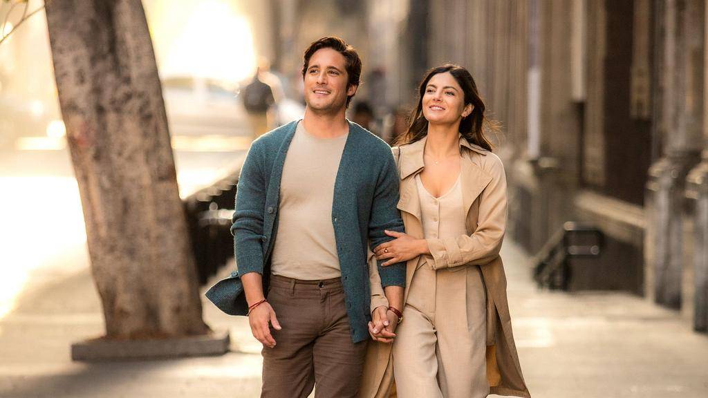 “At Midnight”: amor y comedia en la México de Diego Boneta