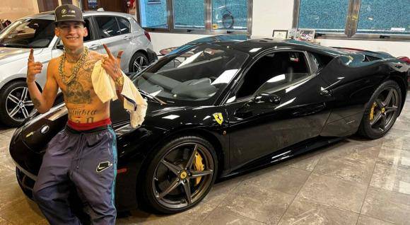 El impresionante precio que pagó L-Gante por su Ferrari