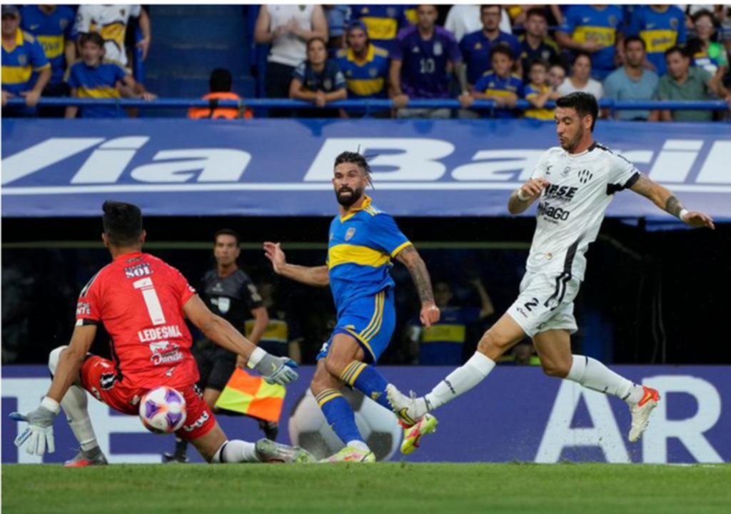 Boca juega en Córdoba con la idea de mejorar su rendimiento ante el complicado Talleres