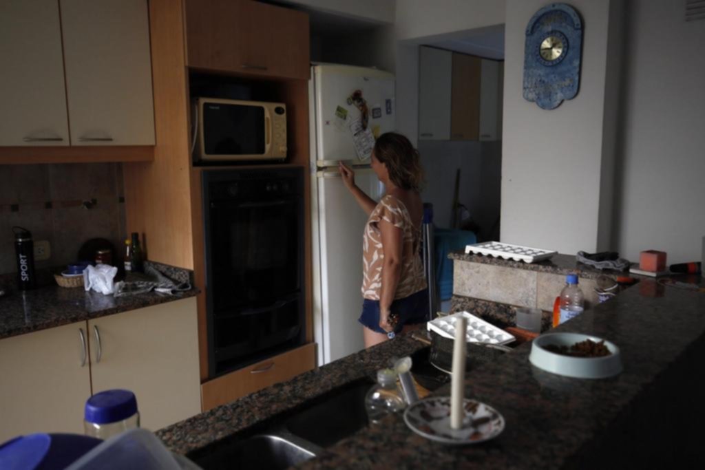El infierno no afloja: bronca por otra jornada de cortes de luz en amplias zonas de La Plata