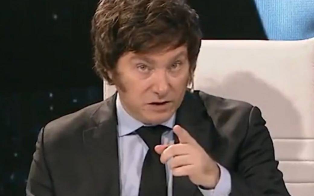 Javier Milei le respondió a Lilita Carrió: “Se siente más cómoda con los K”