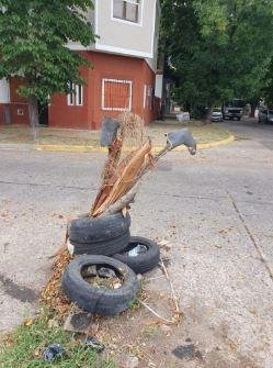 Un pozo en una esquina de El Mondongo cumple 3 años