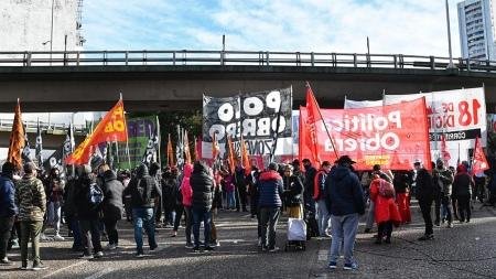 Entre subsidios generosos, muchos dirigentes pierden poder en silencio