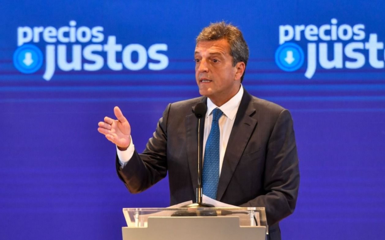 El Gobierno evalúa un préstamo de bancos internacionales ante la salida de dólares