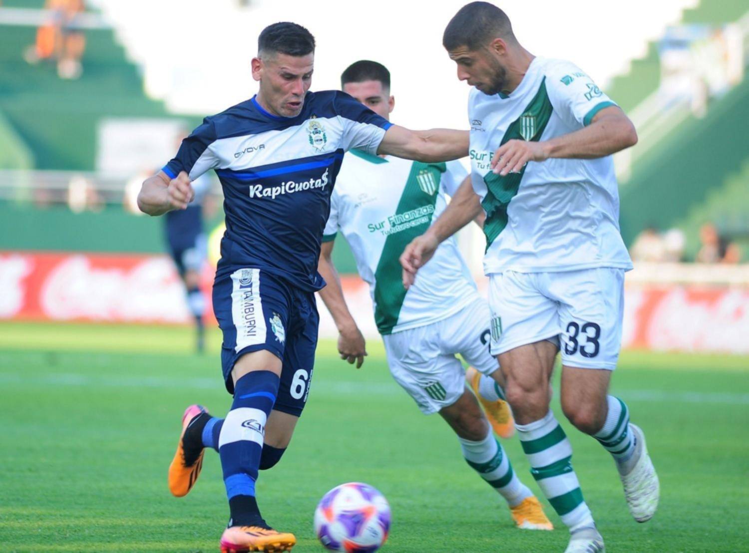 Enrique dijo que para Gimnasia, "traer un buen resultado de Banfield era importante"