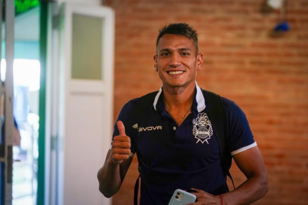 Agustín Bolívar: “Hay entrega y hambre para defender la camiseta”