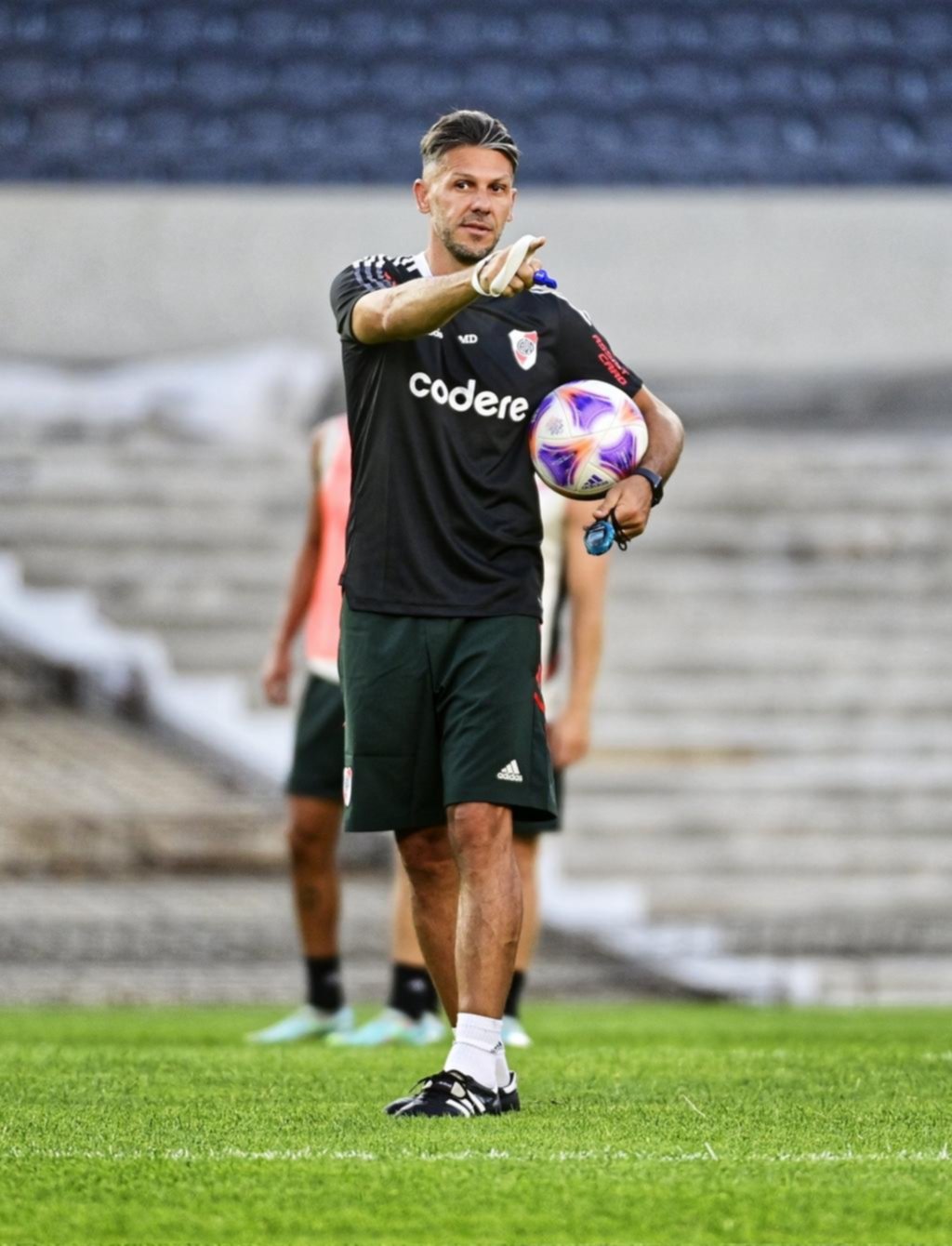 River empieza a definir el equipo para ir a Victoria