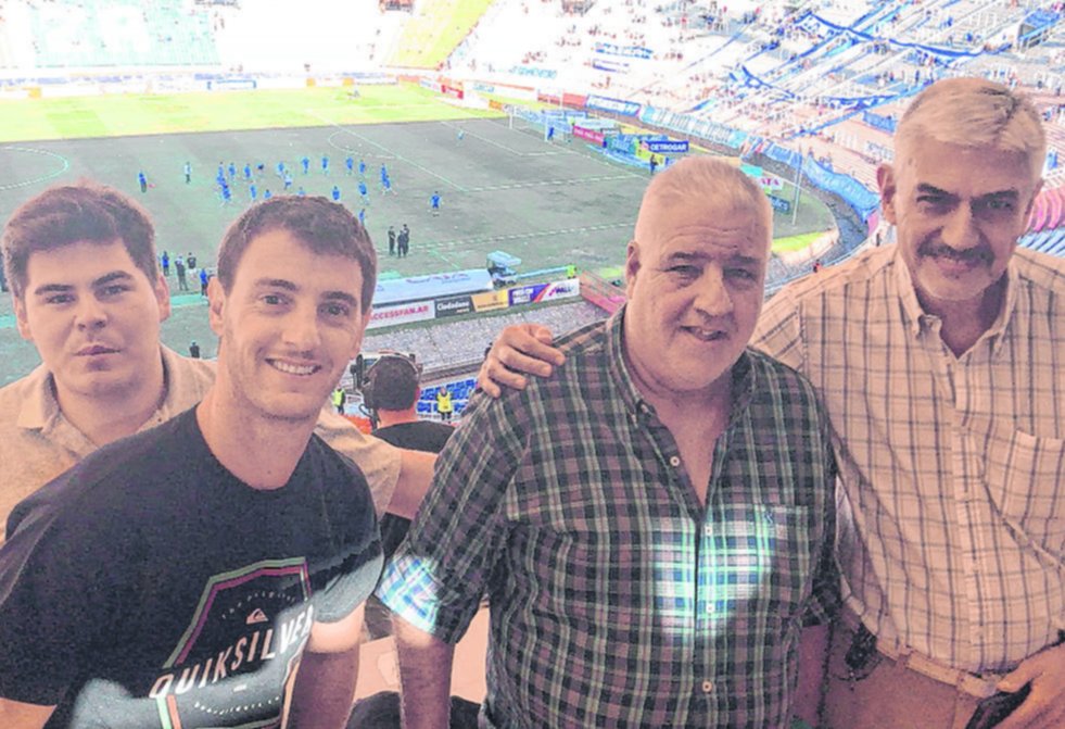 Neutrales con el corazón rojo y blanco, presentes en el mundialista