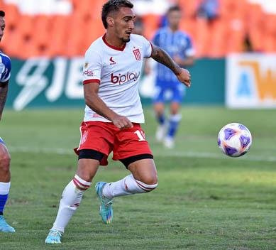El campo de juego no estuvo a la altura