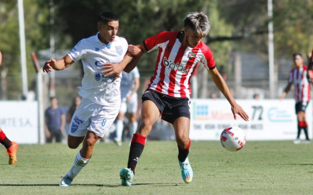 La Reserva volvió al triunfo y se subió a la punta del torneo