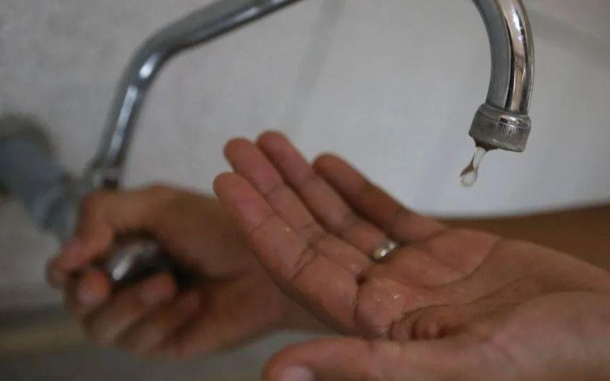 Sin agua y más cara: las boletas, con subas de 50%