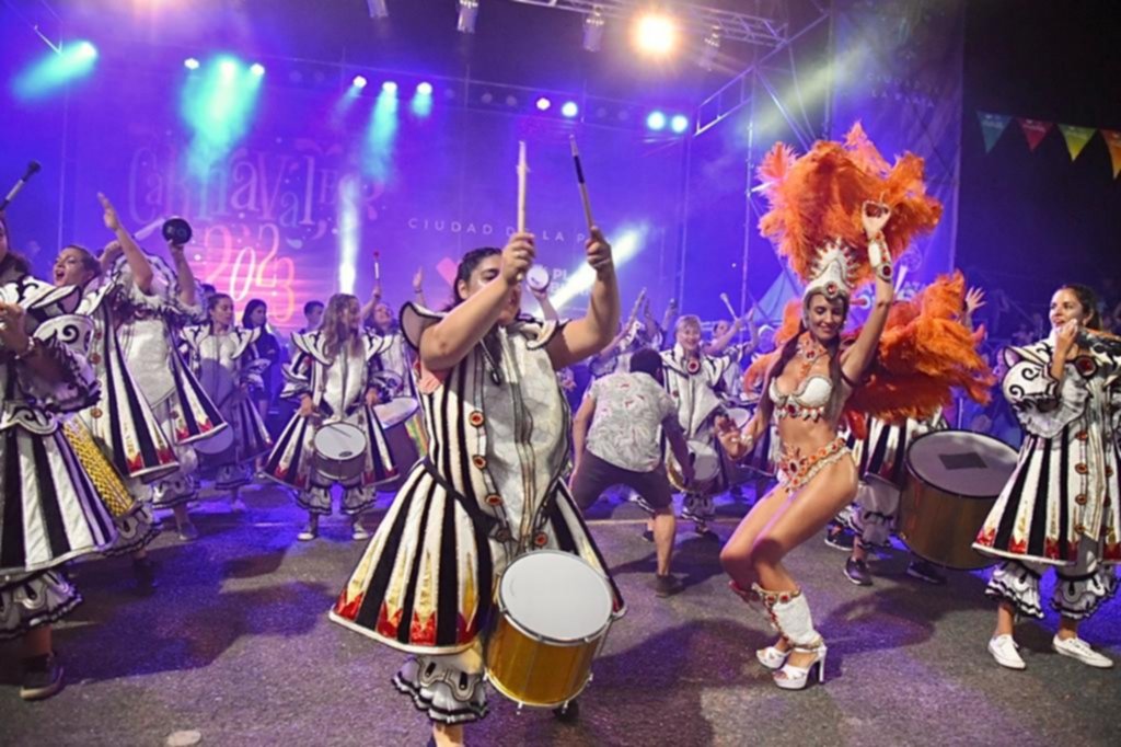 Colorido y a todo ritmo, el cierre de los festejos de Carnaval en la Ciudad