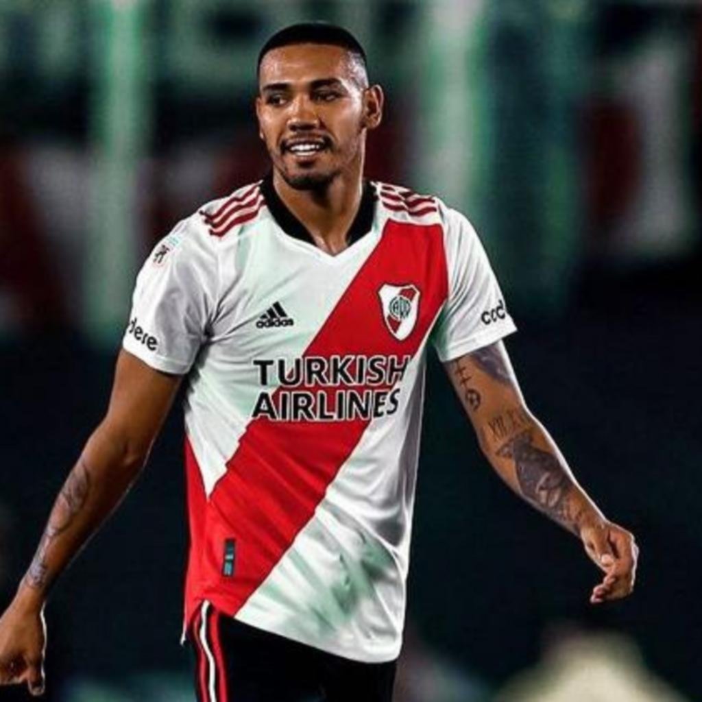 David Martínez se resintió y deberá ser operado