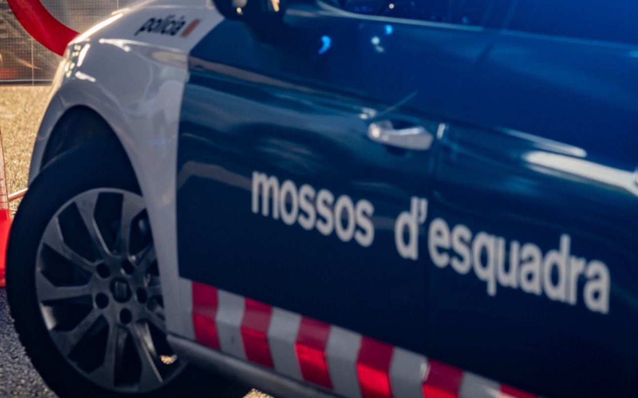 Investigan en Barcelona la caída desde un balcón de gemelas argentinas: una murió y la otra está grave