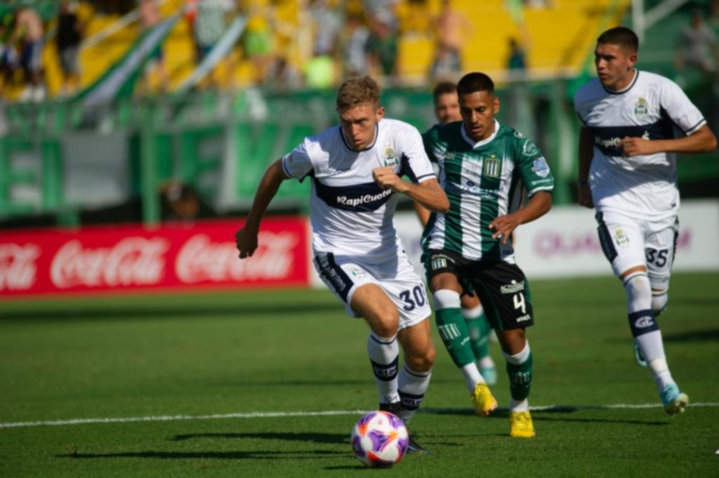 El pecado de no definir el partido golpea a un equipo al que todo le cuesta mucho