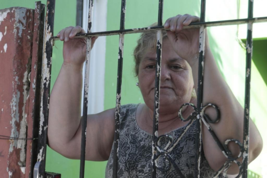 Calles salvajes: pinchó, lo asaltaron y le dispararon en el oído