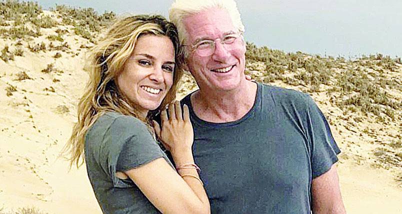 Richard Gere “ya se siente mejor” de su neumonía