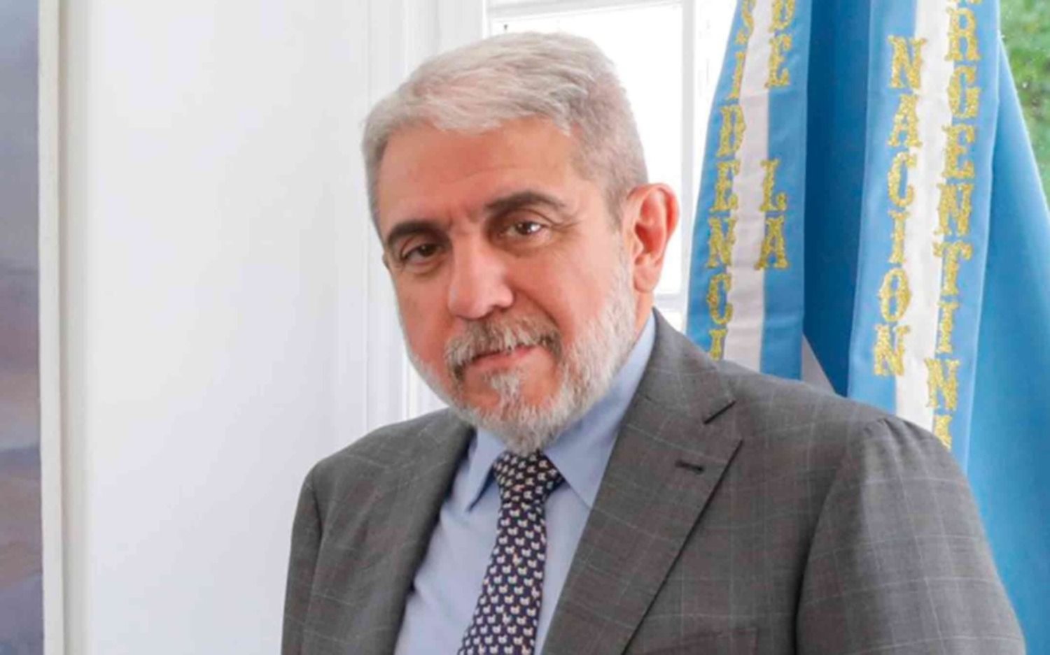 Aníbal Fernández confirmó la compra de pistolas Taser y adelantó que CABA podrá utilizarlas