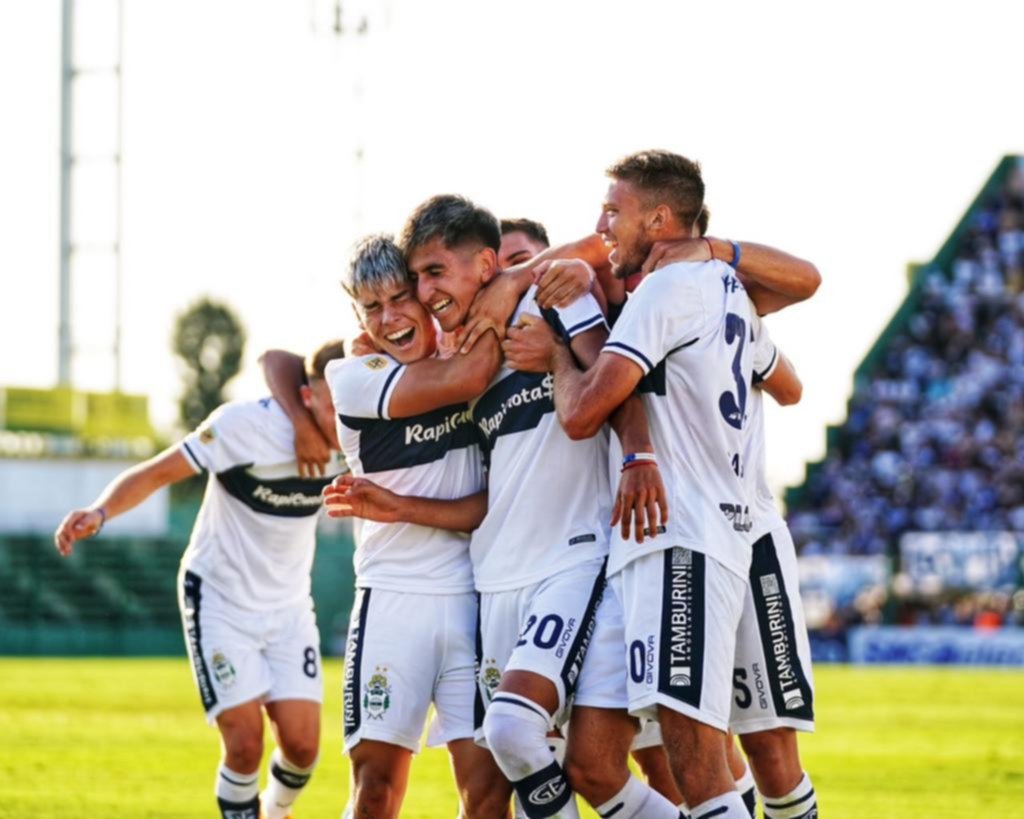 Alan Lescano “Chirola me pide que haga jugar al equipo”