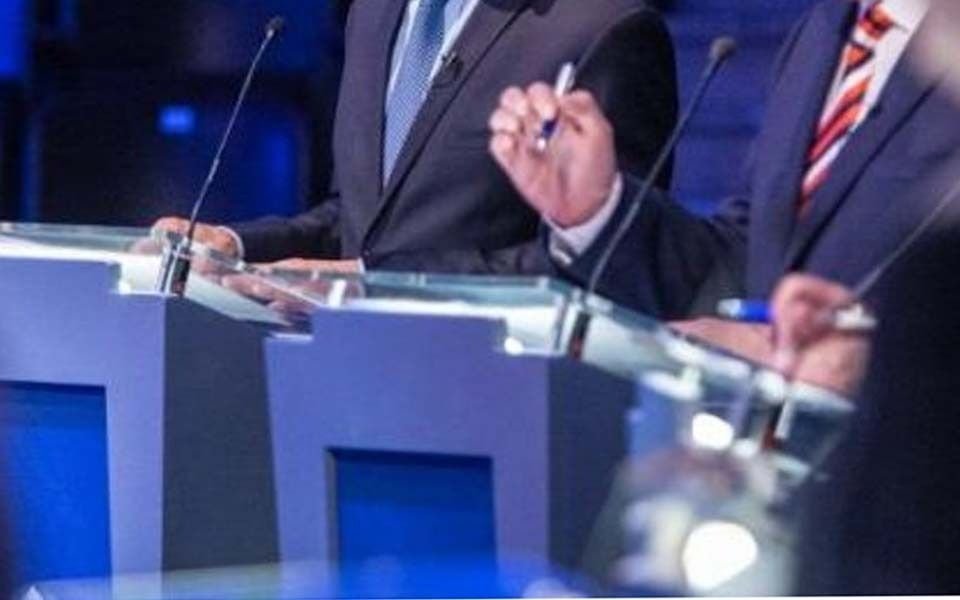 Carnaval de candidatos: te conozco, mascarita